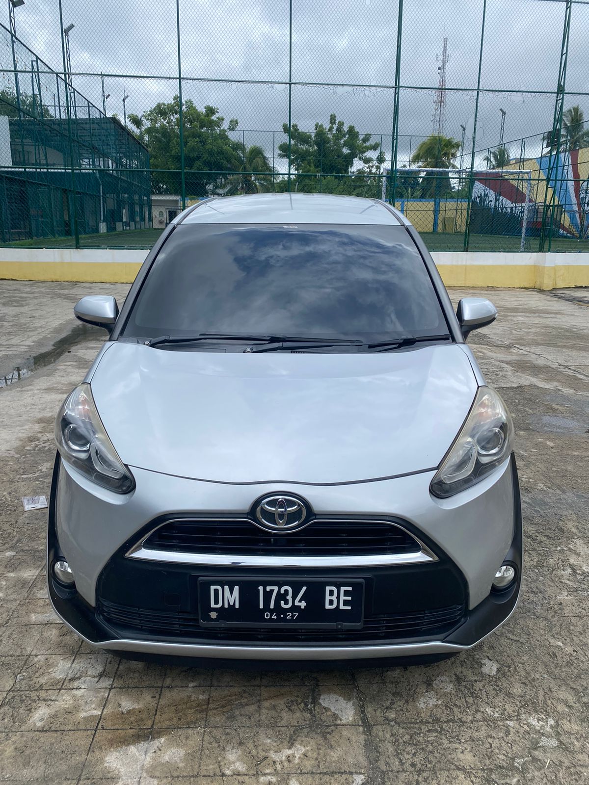 SIENTA 1.5 G M/T - DM 1734 BE